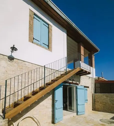 Διαμέρισμα Dipaton House In Vasa 1 *