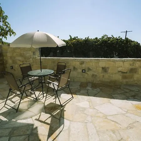 Dipaton House In Vasa 1 شقة ليماسول